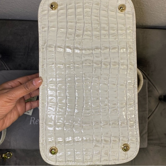 Like New & Rare Brahmin Vivian Macaroon Raffia Croc Embossed Genuine Leather Bag - Picture 9 of 16